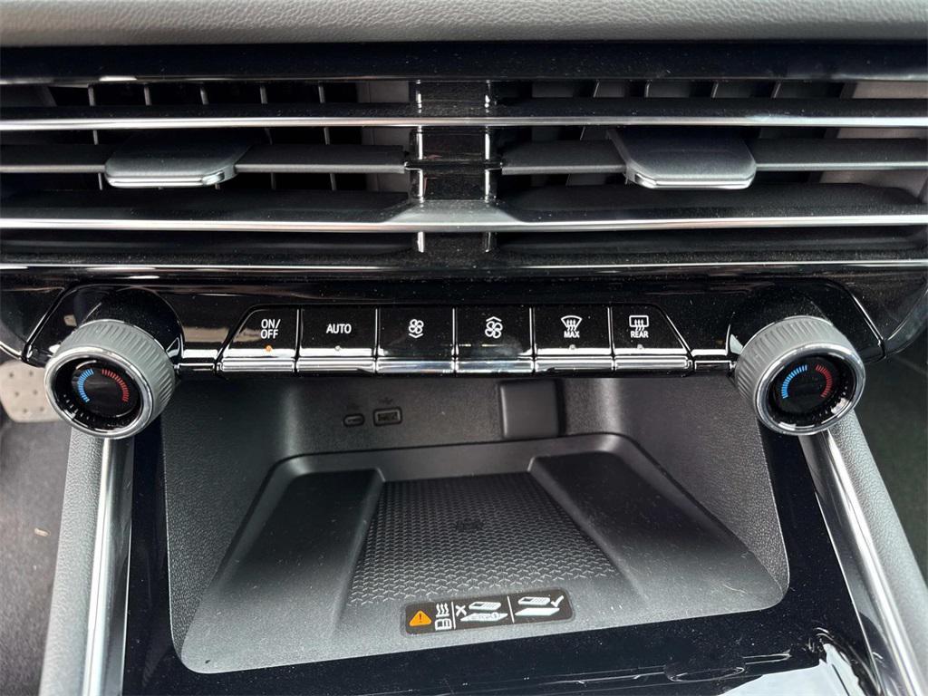 new 2026 Chevrolet Traverse car, priced at $45,473
