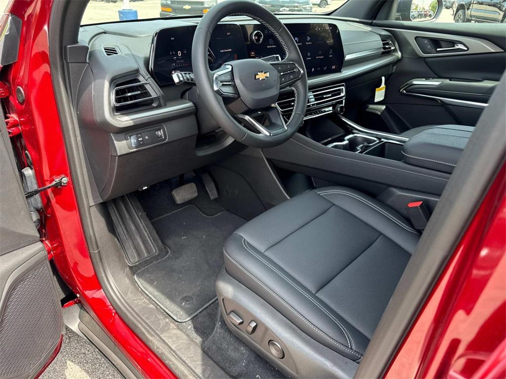 new 2026 Chevrolet Traverse car, priced at $45,473