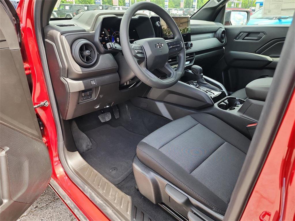 new 2025 Chevrolet Colorado car, priced at $42,090