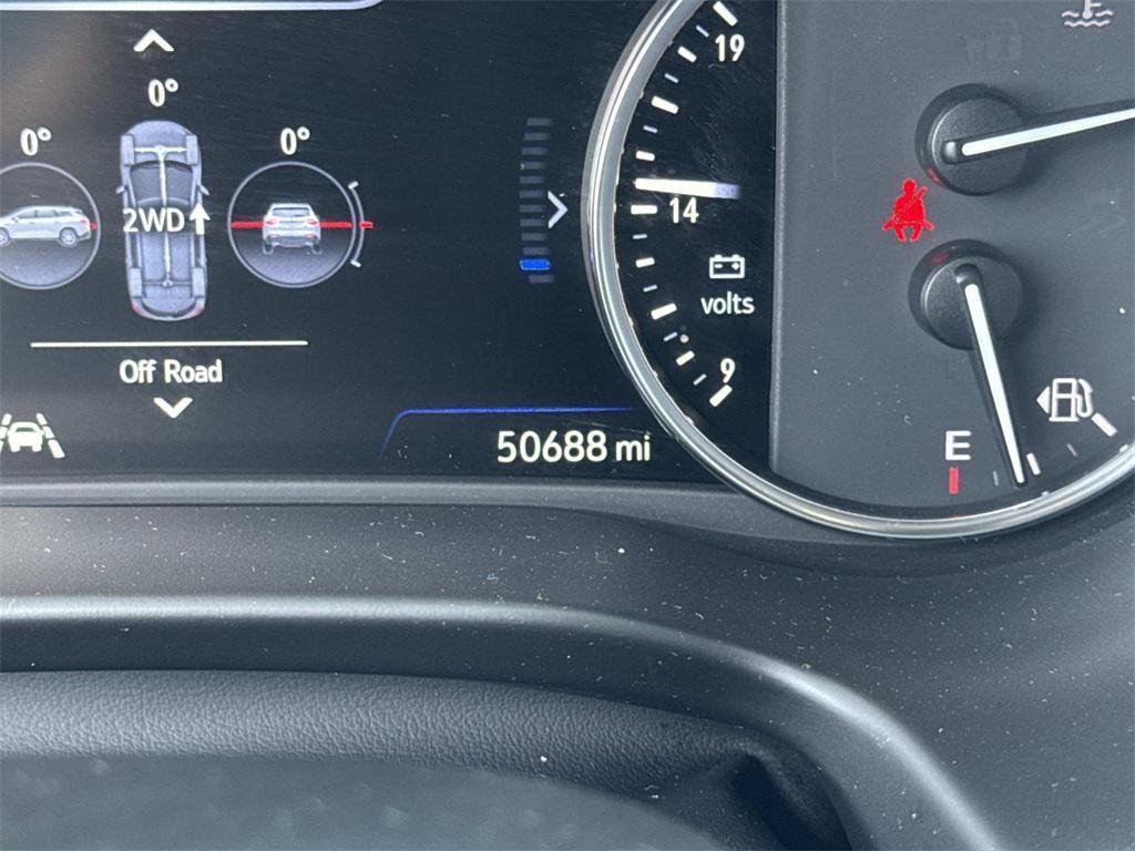 used 2024 Buick Enclave car, priced at $32,158