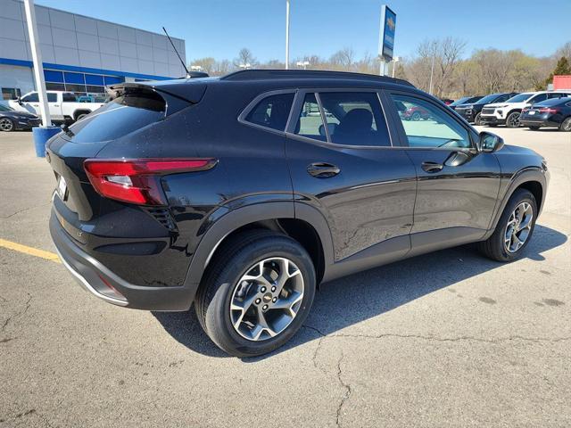 new 2025 Chevrolet Trax car, priced at $24,126
