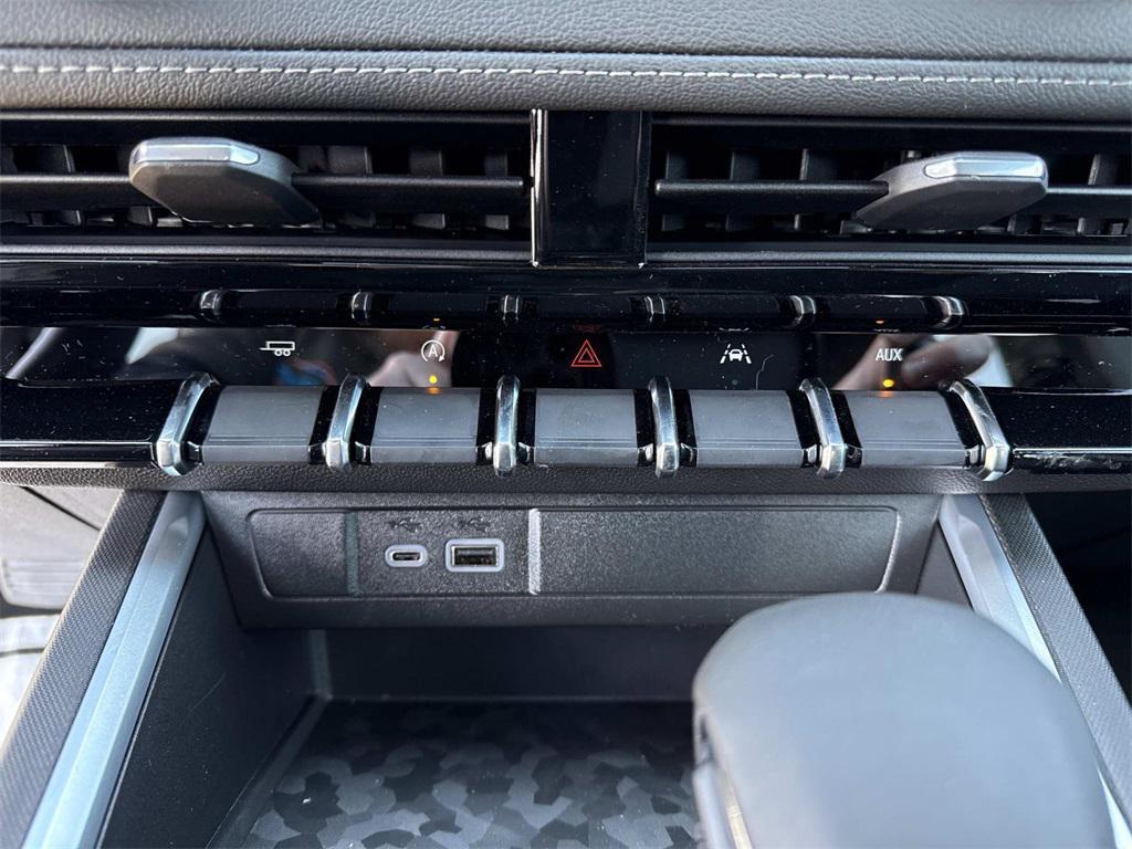 new 2026 Chevrolet Colorado car, priced at $35,099