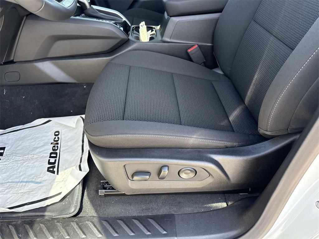 new 2026 Chevrolet Colorado car, priced at $35,099