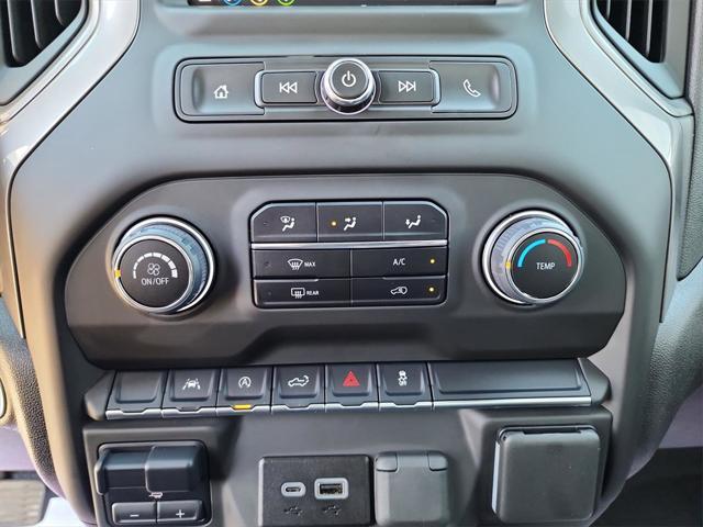 new 2025 Chevrolet Silverado 1500 car, priced at $42,560