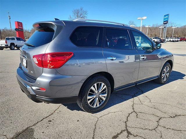 used 2020 Nissan Pathfinder car, priced at $16,370