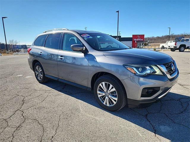 used 2020 Nissan Pathfinder car, priced at $16,370