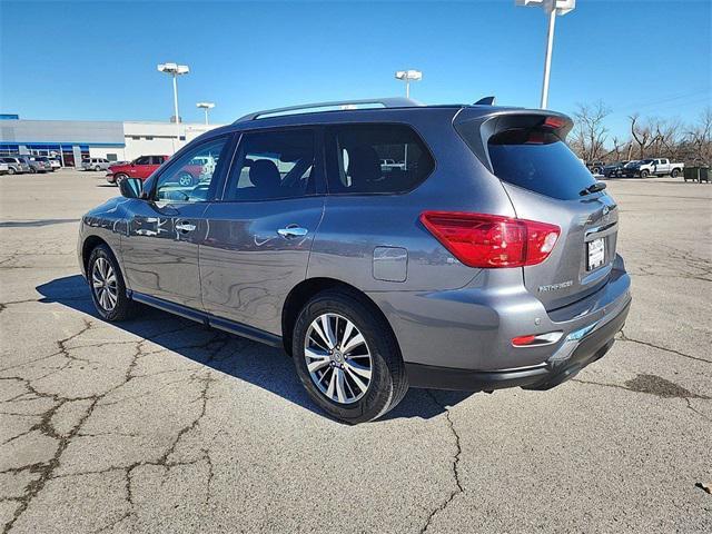 used 2020 Nissan Pathfinder car, priced at $16,370