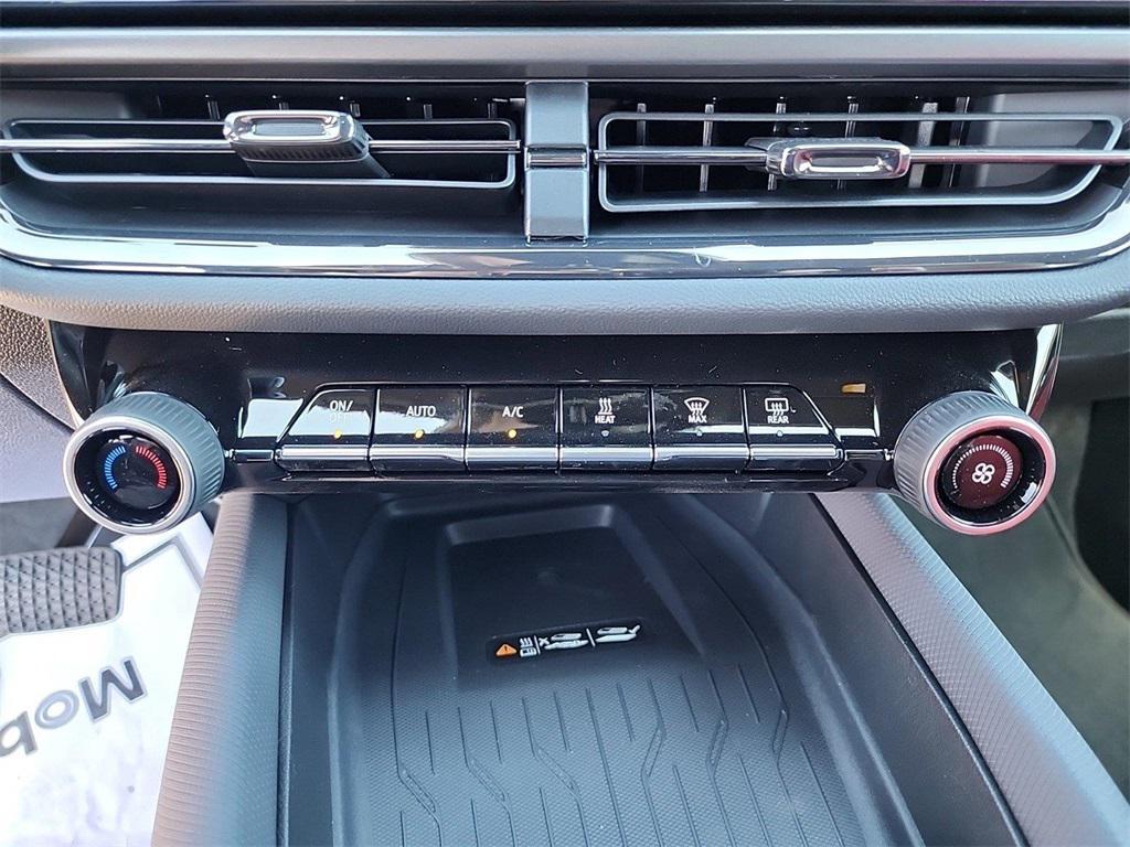 new 2025 Chevrolet Equinox EV car, priced at $39,555