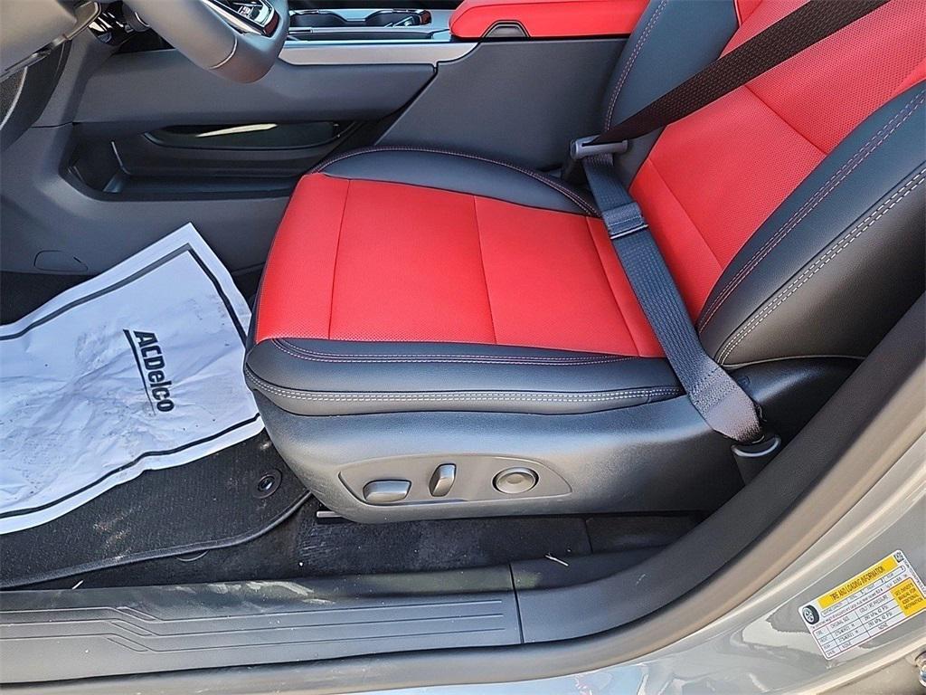 new 2025 Chevrolet Equinox EV car, priced at $39,555