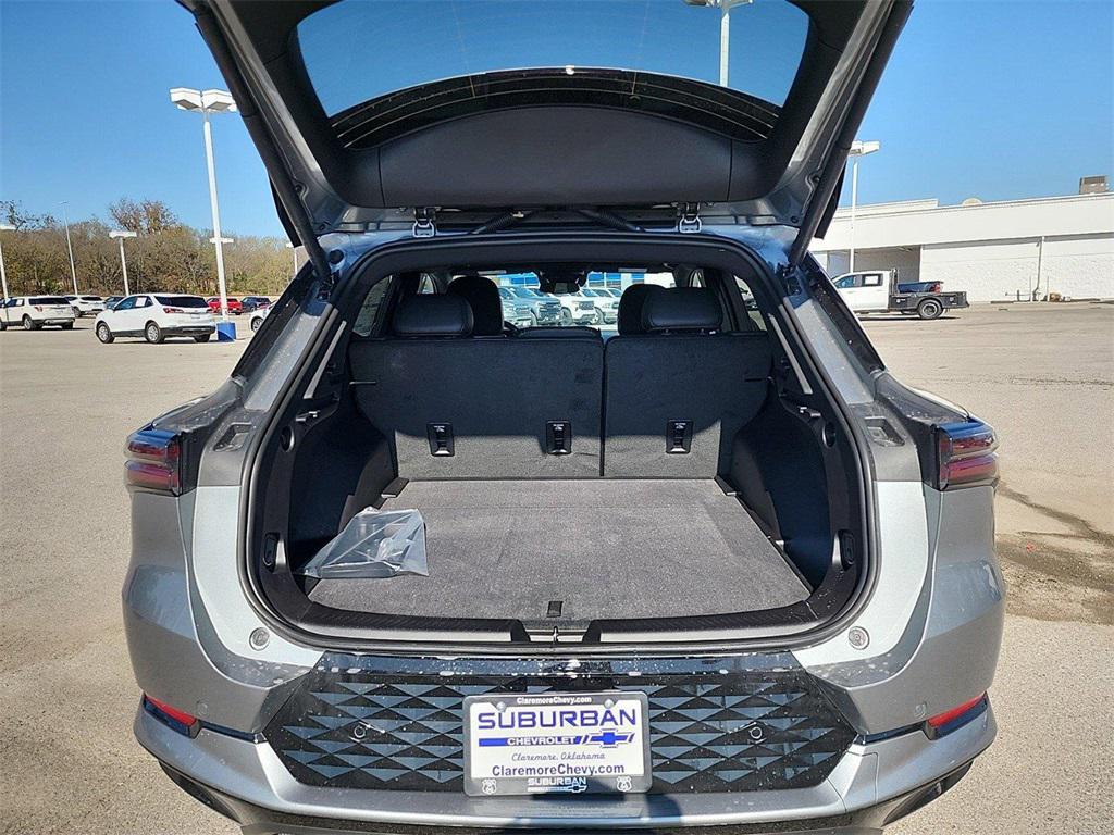 new 2025 Chevrolet Equinox EV car, priced at $39,555