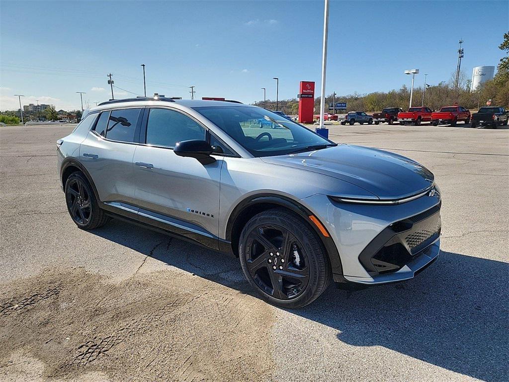 new 2025 Chevrolet Equinox EV car, priced at $39,555