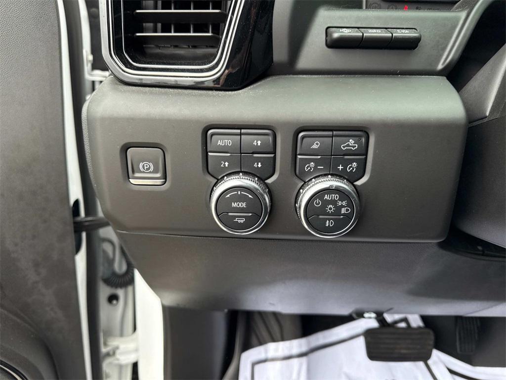 used 2024 GMC Sierra 1500 car, priced at $58,671