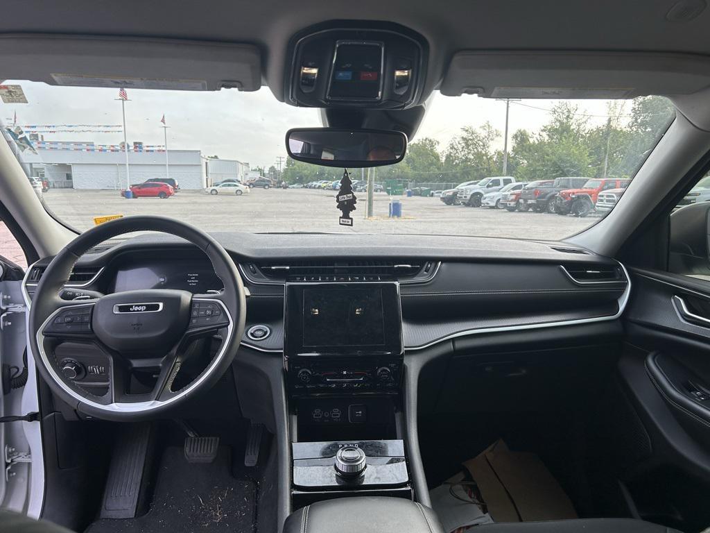 used 2023 Jeep Grand Cherokee L car, priced at $27,664