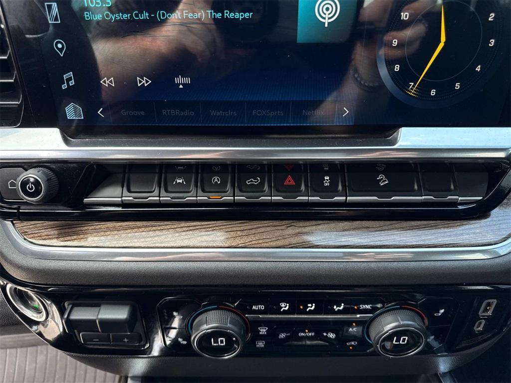 used 2023 Chevrolet Silverado 1500 car, priced at $39,998