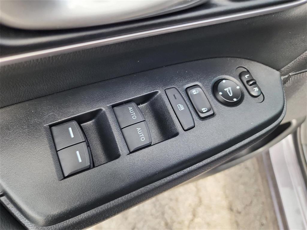 used 2022 Honda CR-V Hybrid car, priced at $26,035