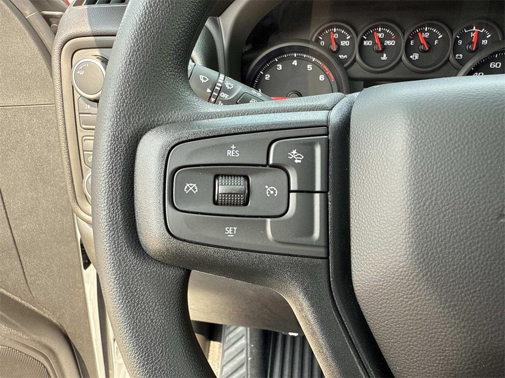 new 2025 Chevrolet Silverado 2500 car, priced at $50,614