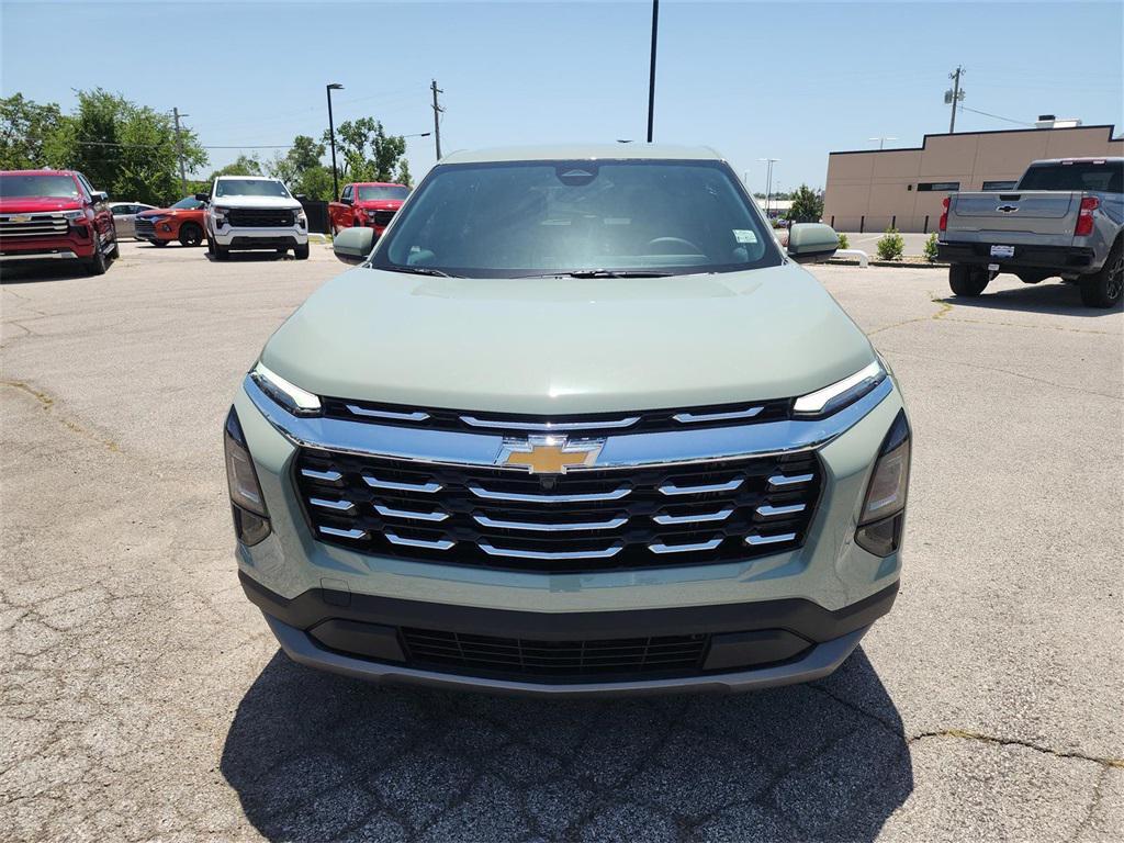 new 2026 Chevrolet Equinox car, priced at $30,235