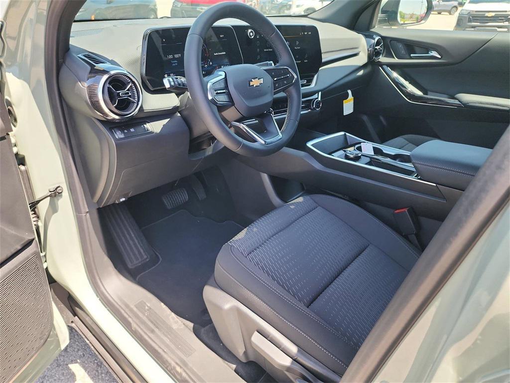new 2026 Chevrolet Equinox car, priced at $30,235