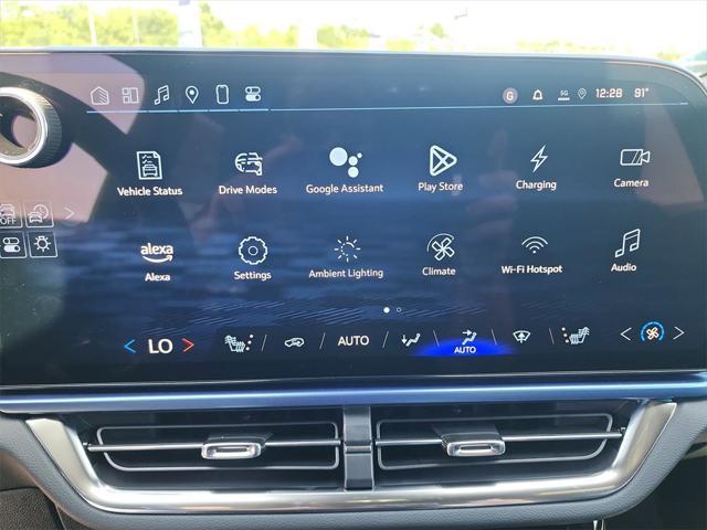 new 2025 Chevrolet Equinox EV car, priced at $40,295