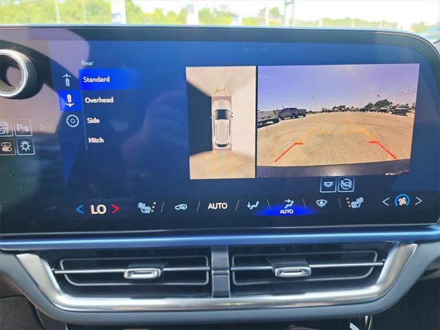 new 2025 Chevrolet Equinox EV car, priced at $40,295