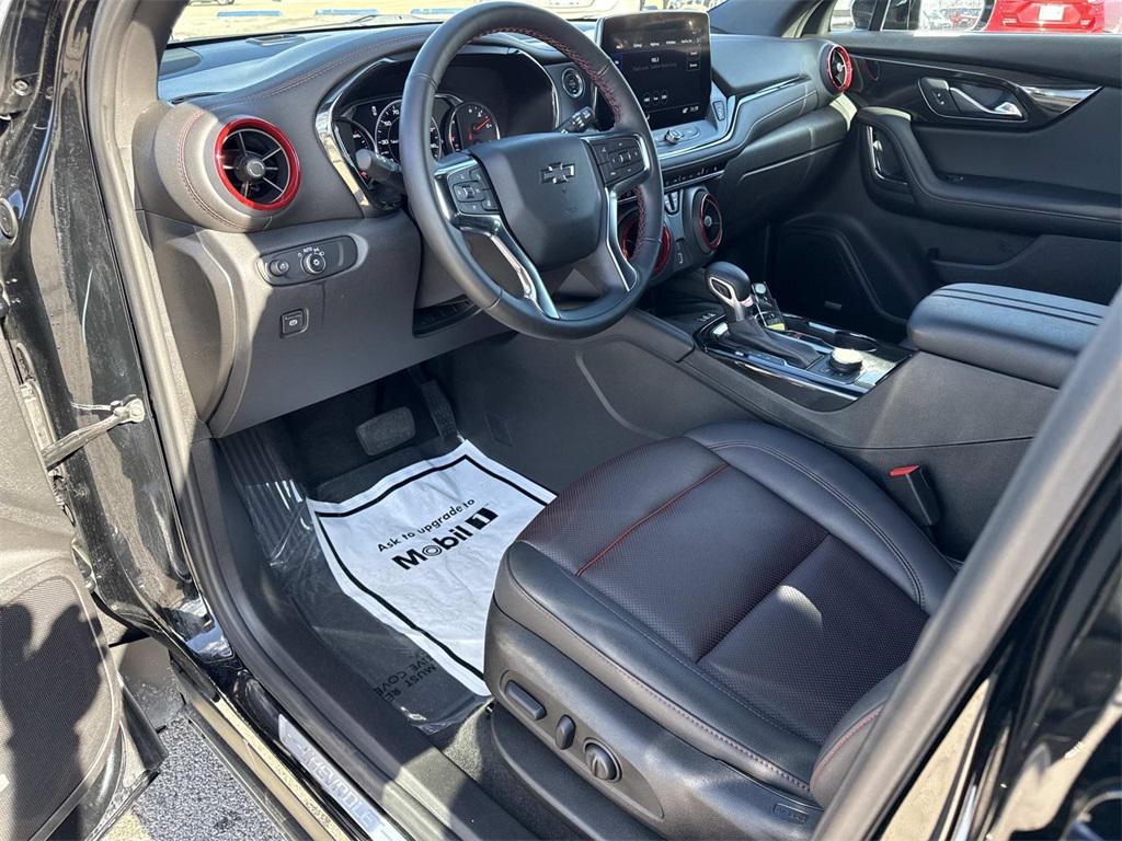 used 2025 Chevrolet Blazer car, priced at $35,694