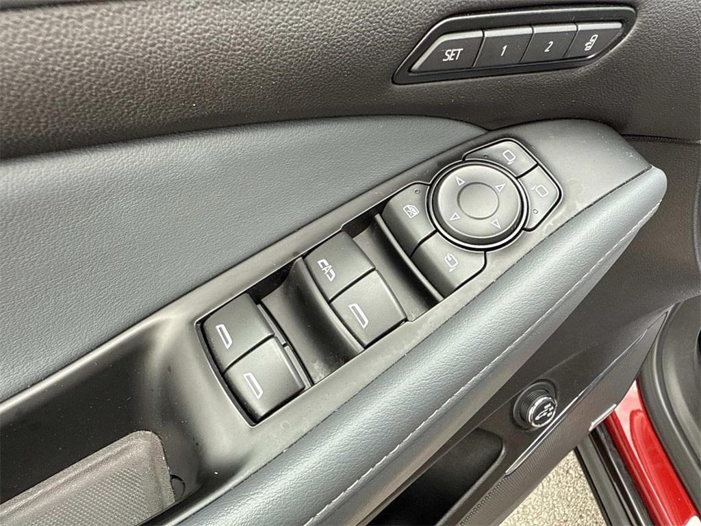 used 2024 Buick Enclave car, priced at $33,976