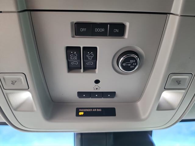 used 2019 GMC Yukon car, priced at $35,822