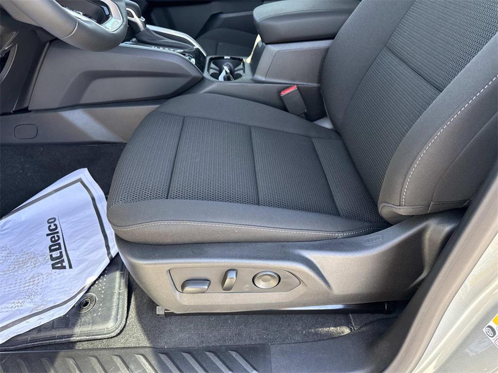 new 2026 Chevrolet Colorado car, priced at $34,975