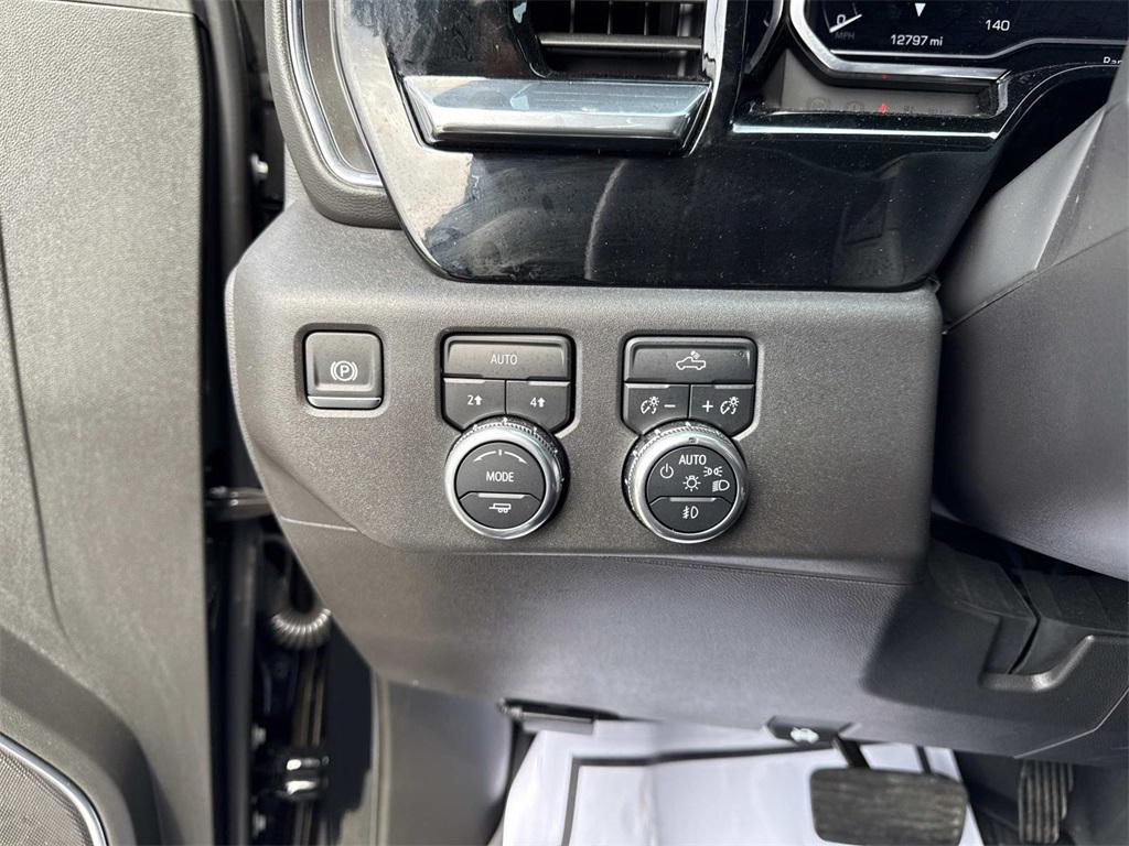 used 2024 GMC Sierra 1500 car, priced at $55,998