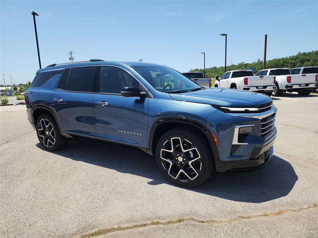 new 2025 Chevrolet Traverse car, priced at $60,295