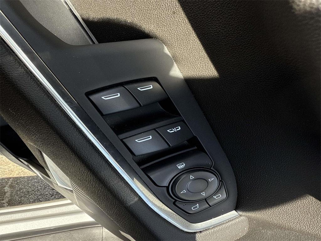 used 2022 Chevrolet Silverado 1500 car, priced at $41,110