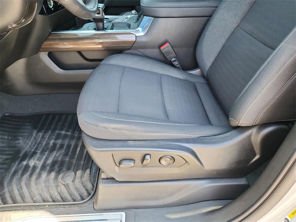 used 2022 Chevrolet Silverado 1500 car, priced at $41,997