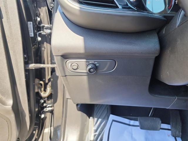 used 2022 Buick Envision car, priced at $26,000