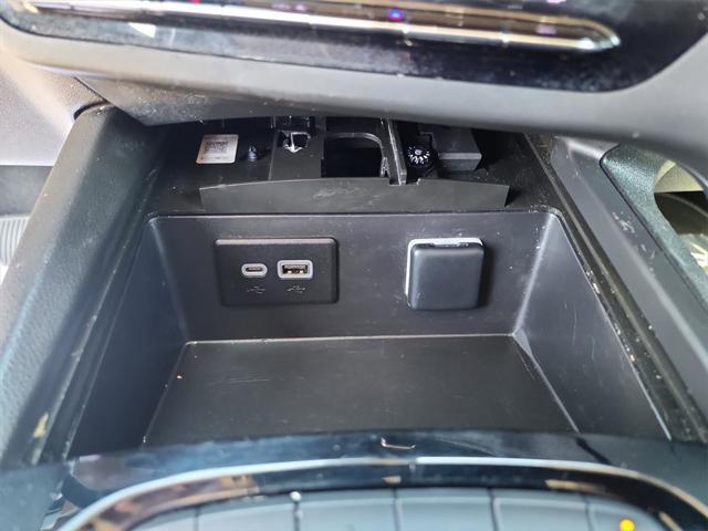 used 2022 Buick Envision car, priced at $26,000