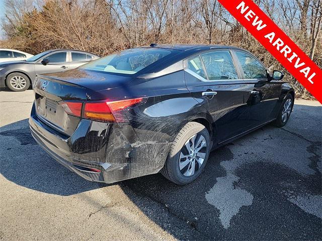 used 2020 Nissan Altima car, priced at $17,368