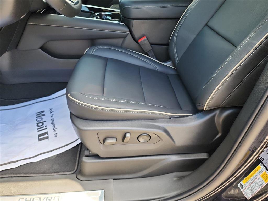 new 2025 Chevrolet Tahoe car, priced at $79,678