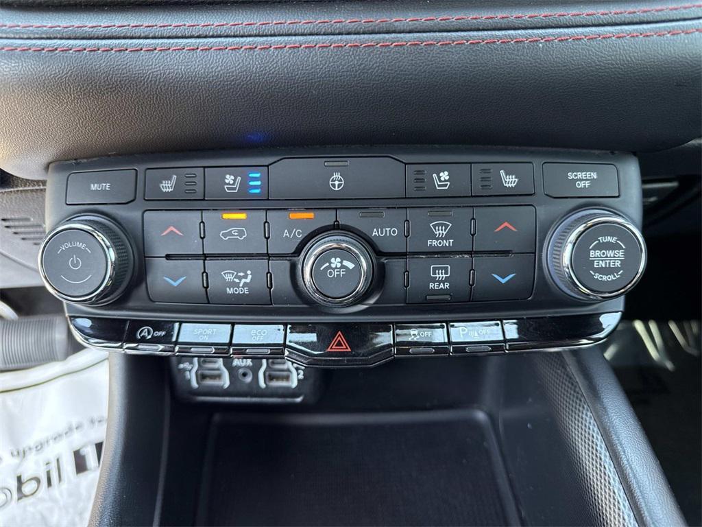 used 2023 Dodge Durango car, priced at $28,292