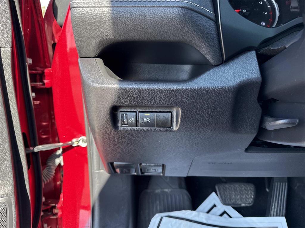 used 2021 Toyota RAV4 car, priced at $24,297