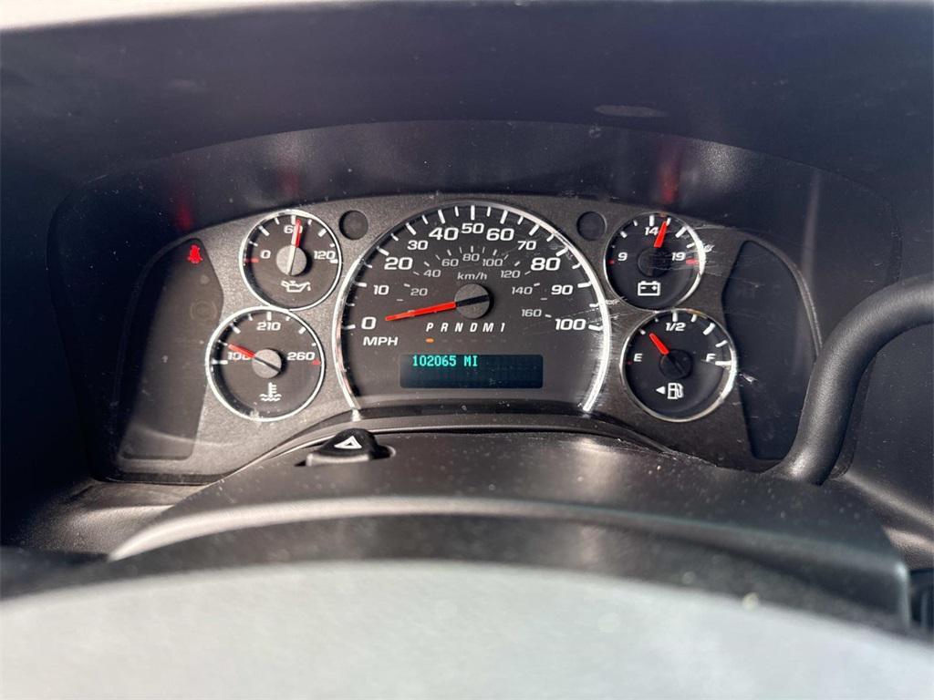 used 2022 Chevrolet Express 2500 car, priced at $18,887