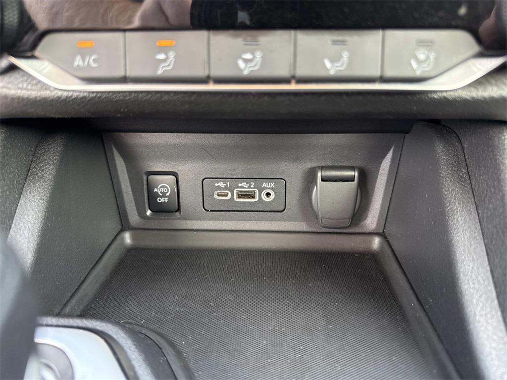 used 2024 Nissan Sentra car, priced at $19,892