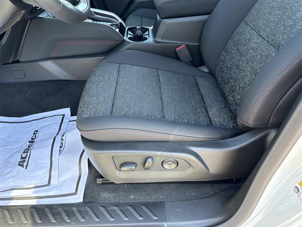 new 2026 Chevrolet Colorado car, priced at $42,995