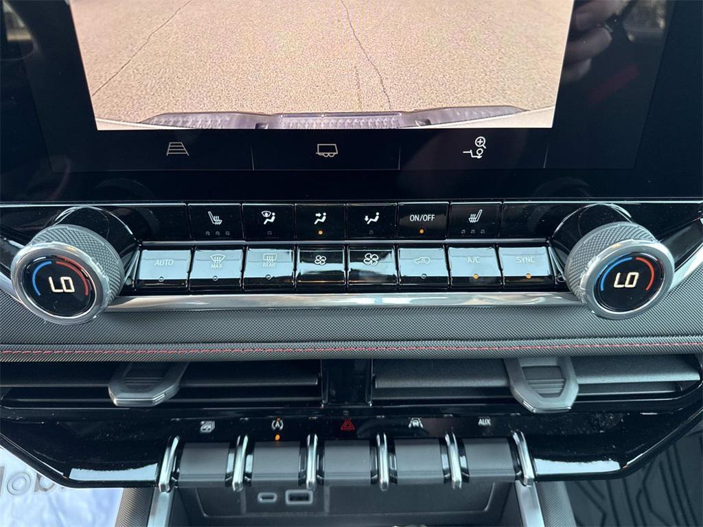 new 2026 Chevrolet Colorado car, priced at $42,995