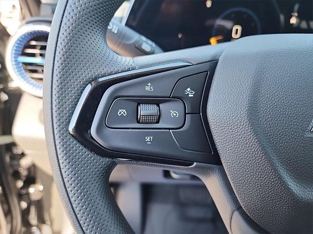 new 2025 Chevrolet Trax car, priced at $24,126
