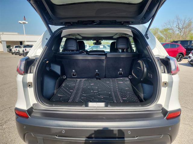 used 2023 Jeep Cherokee car, priced at $26,444