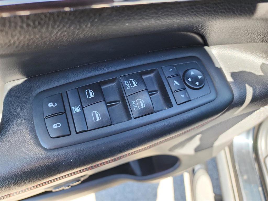 used 2021 Jeep Grand Cherokee car, priced at $26,899