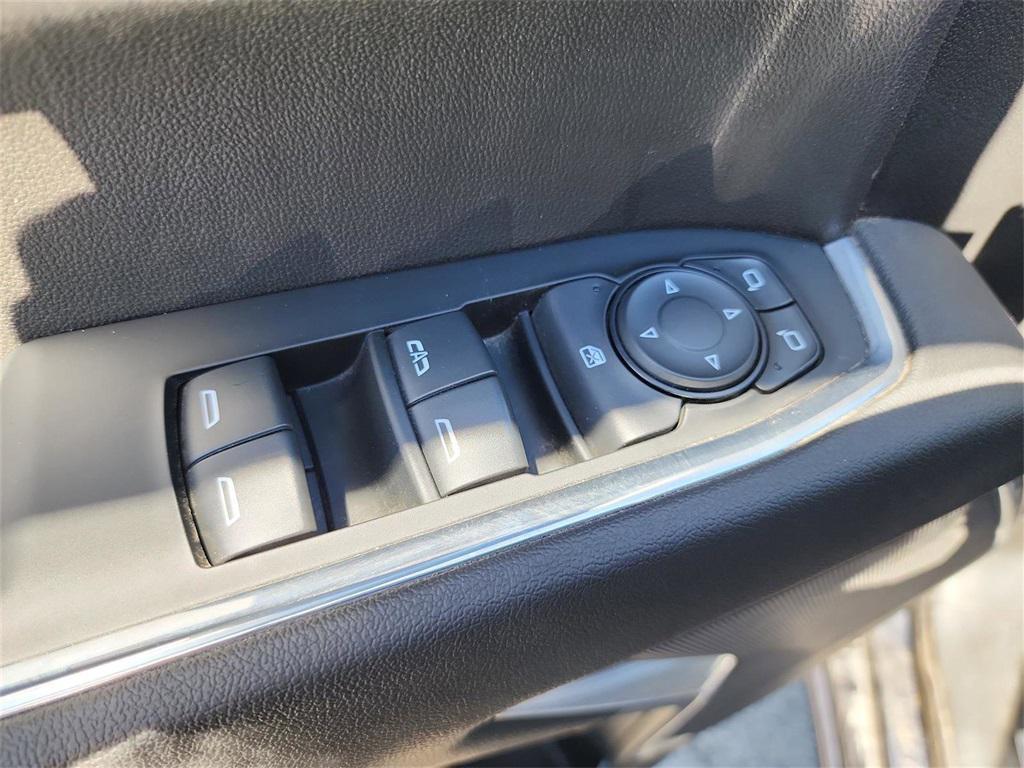 used 2023 Chevrolet Silverado 1500 car, priced at $40,499