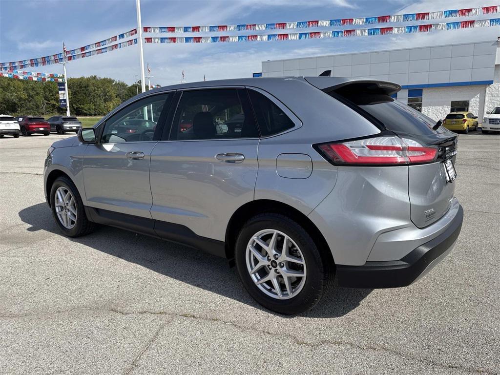 used 2024 Ford Edge car, priced at $25,872