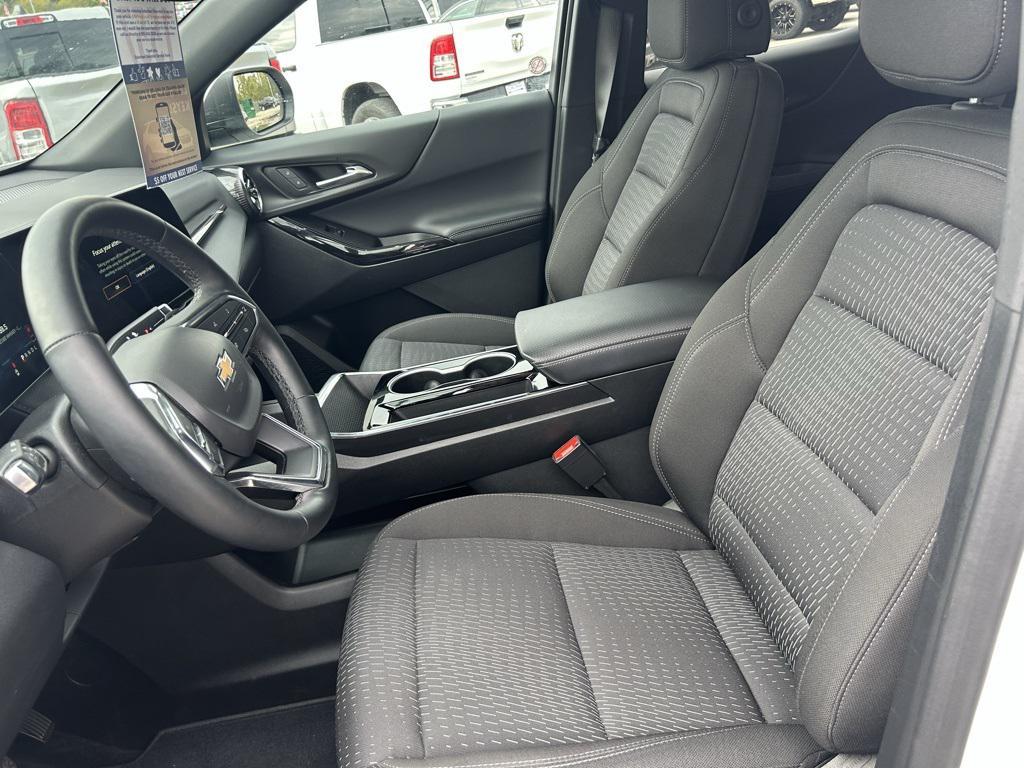 used 2025 Chevrolet Equinox car, priced at $25,998