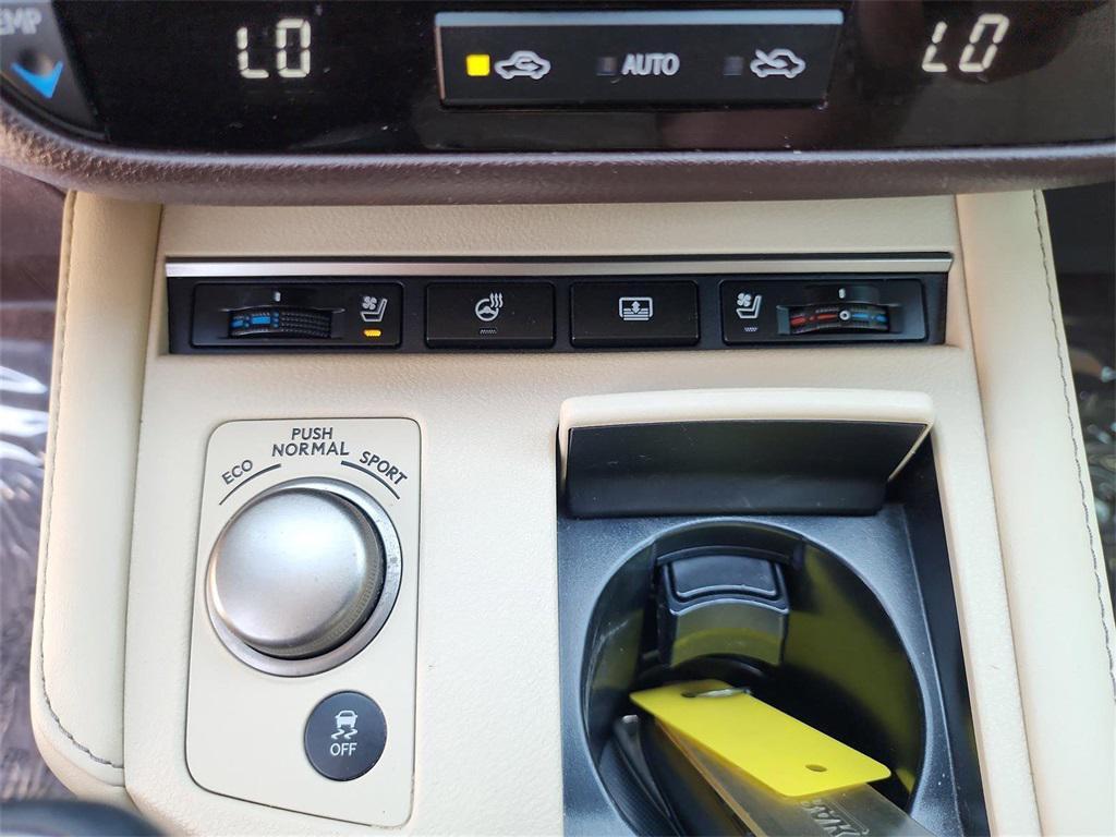 used 2017 Lexus ES 350 car, priced at $16,895