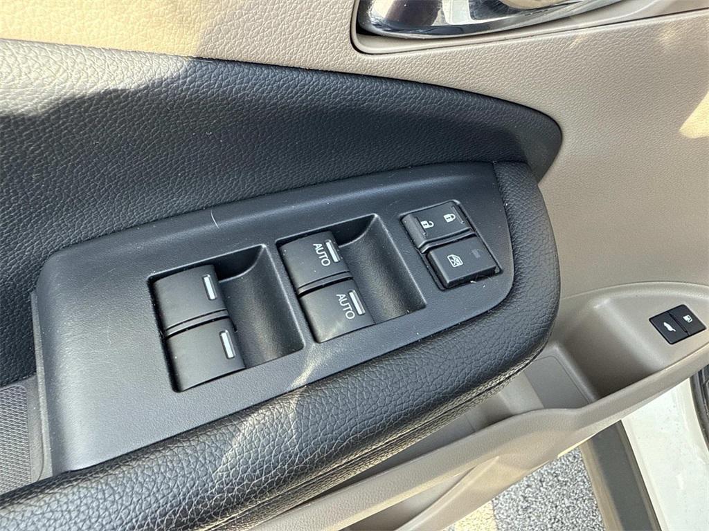 used 2022 Honda Pilot car, priced at $29,474